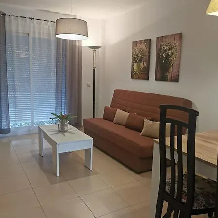 아파트 Vivienda Calle Goya 2 *